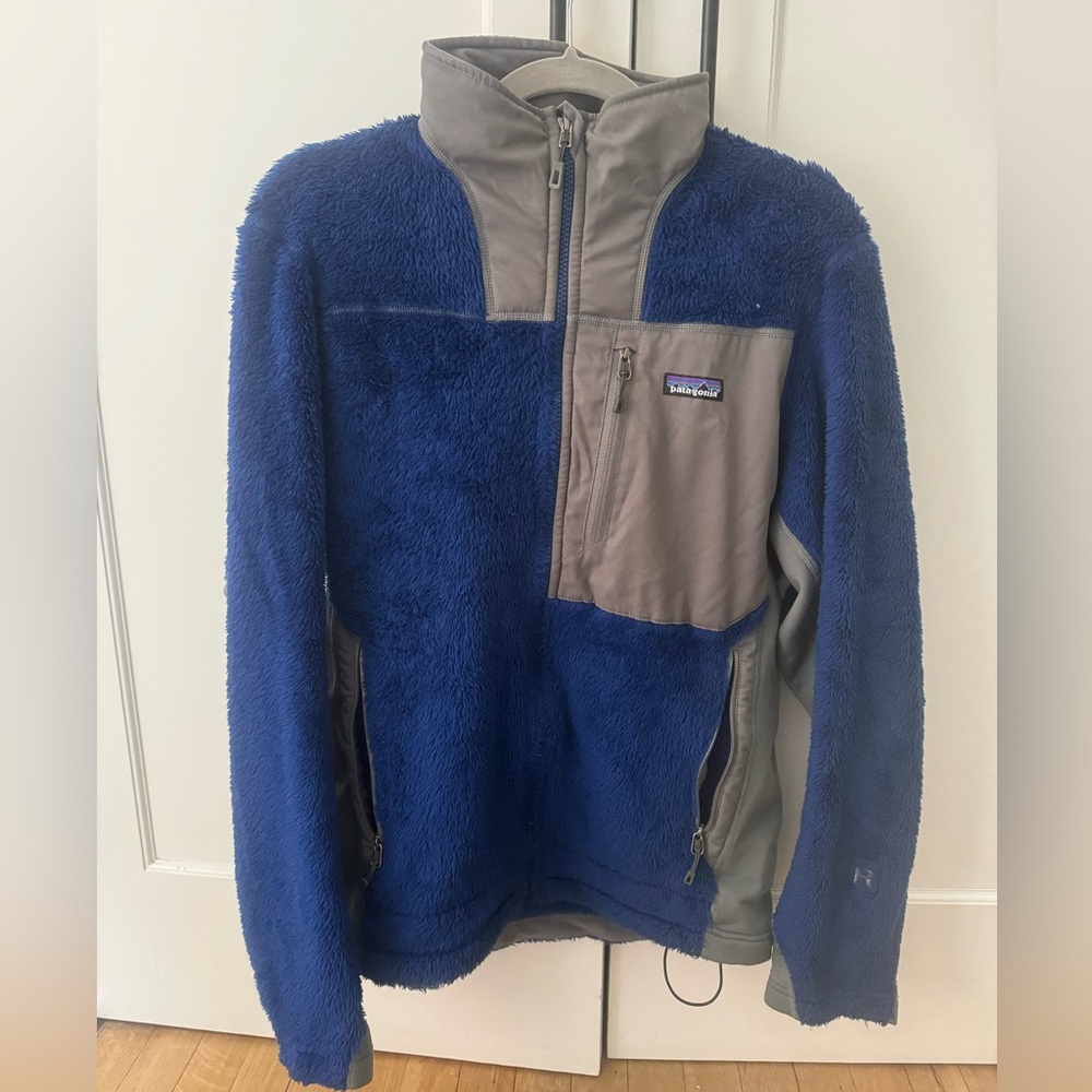 Men’s Patagonia sweater